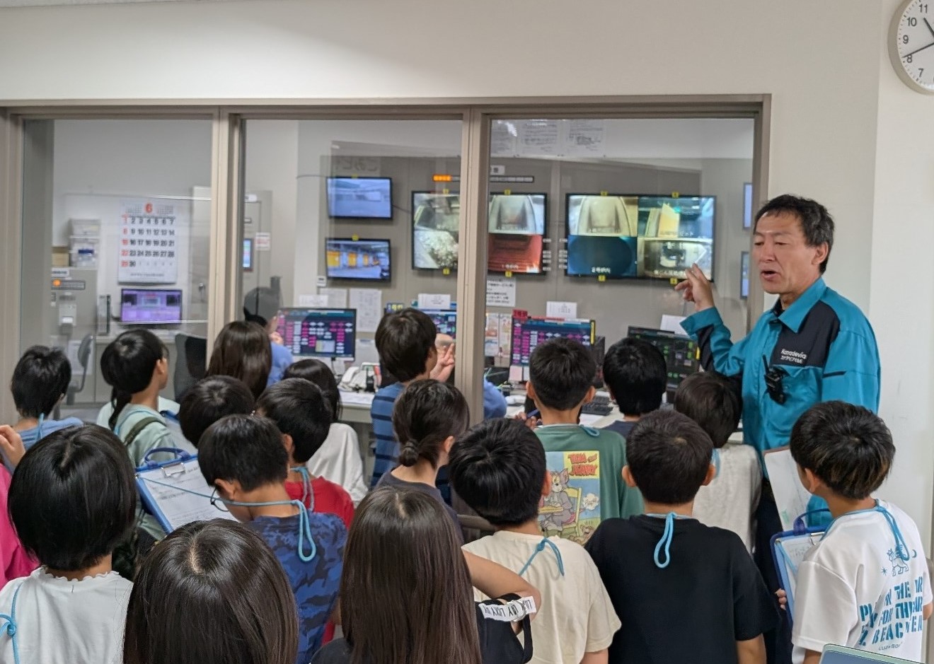 中央制御室1
