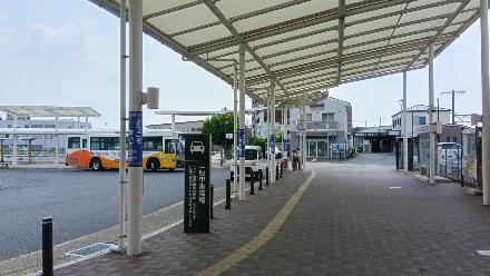 野洲駅南口円柱広告写真