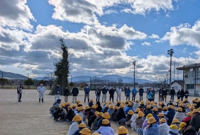 左義長の説明をみんなで聴きました