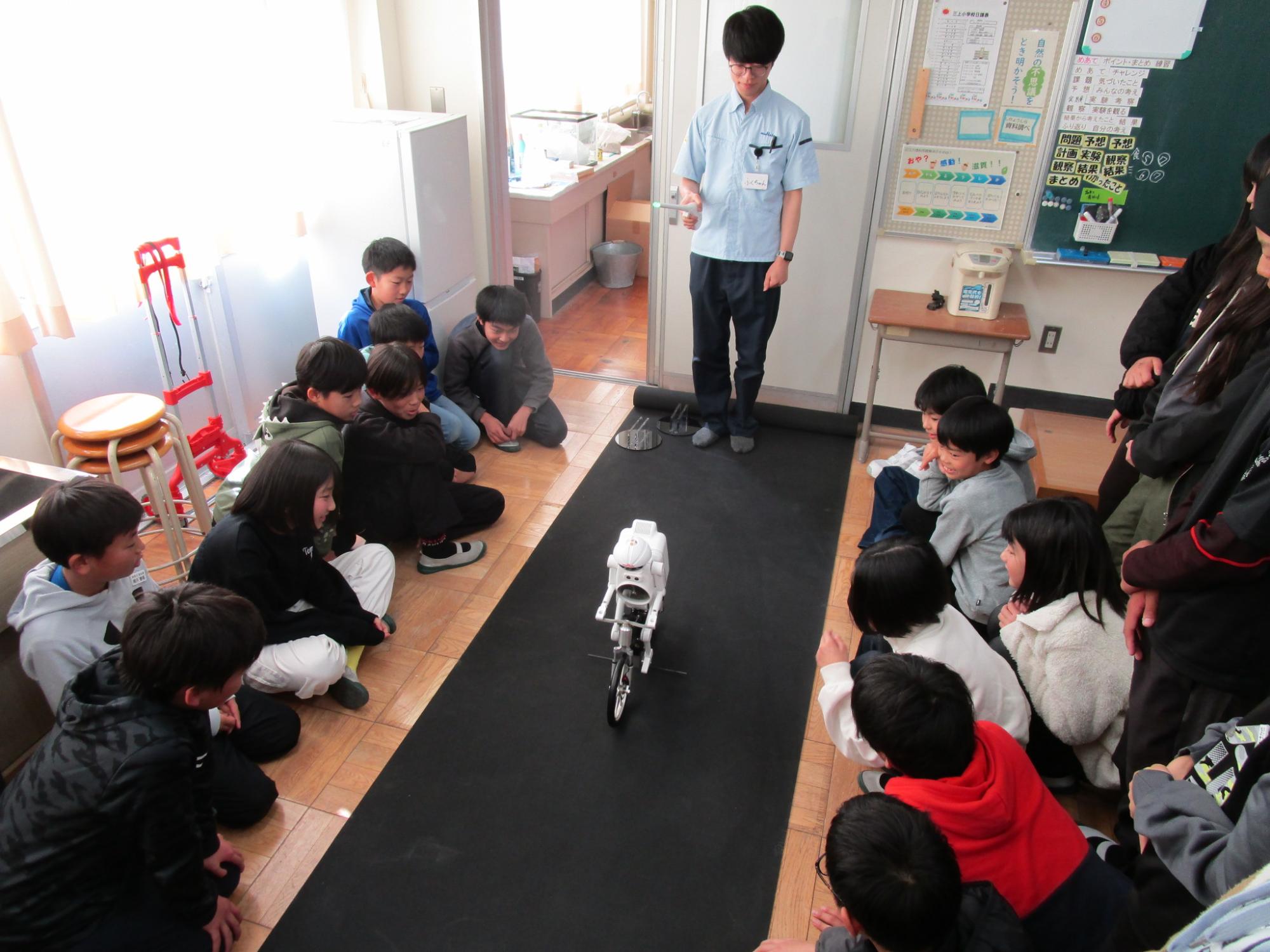 村田製作所三上小学校出前授業