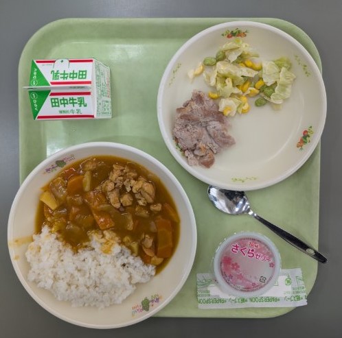 最初はカレー
