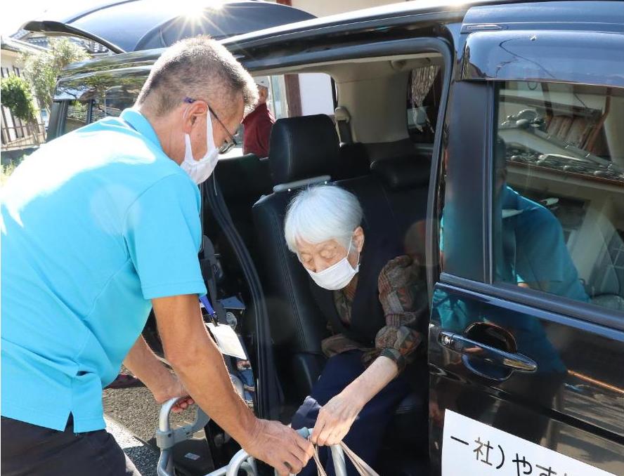 ゴイッショ・つれだし隊